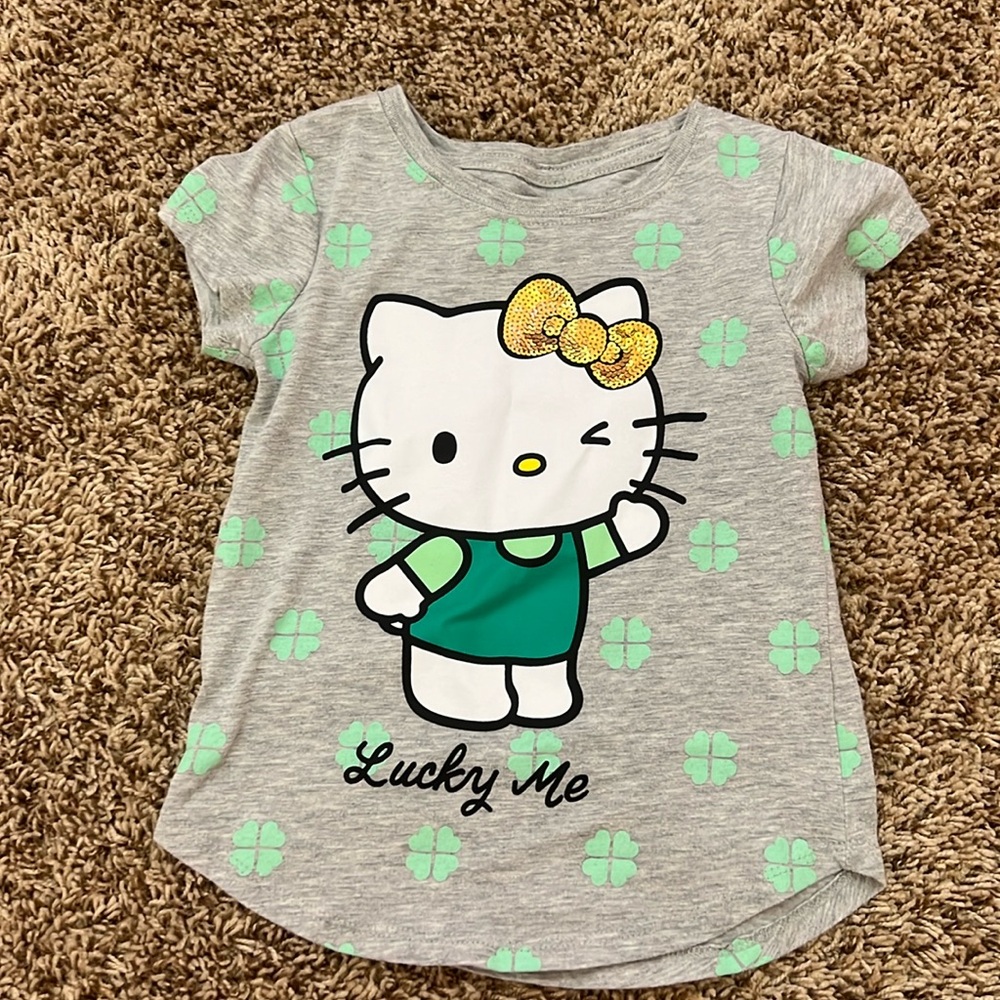 Hello kitty t shirt xs (4-5)